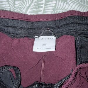 Hill City Men's Black and Burgundy Shorts